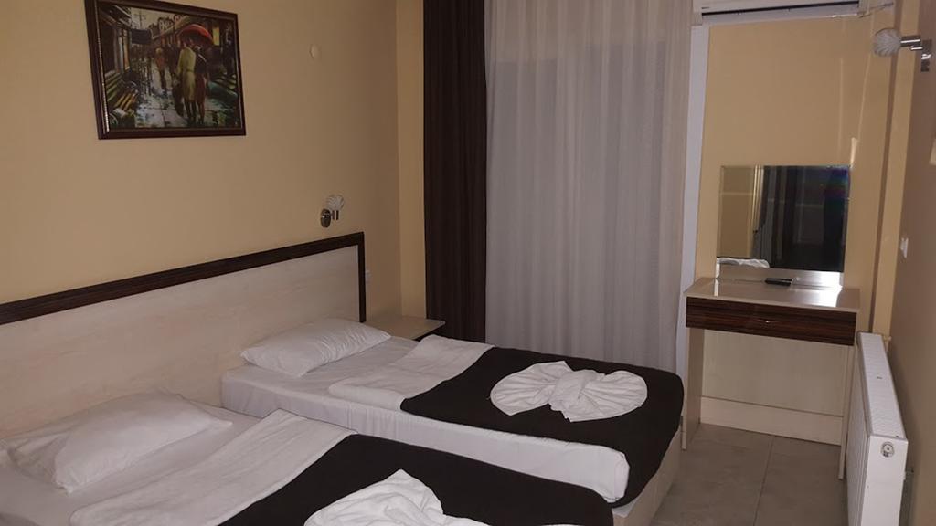Blue Sea Hotel & Spa คูซาดาซี ภายนอก รูปภาพ